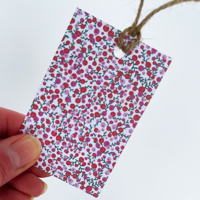 Red & Pink Berries WHITE Gift Tags x 4